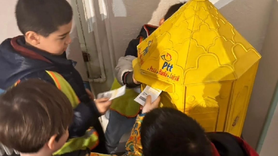 5A ve 5C Sınıfı  Öğrencilerinin  PTT Pul Müzesi Gezisi.